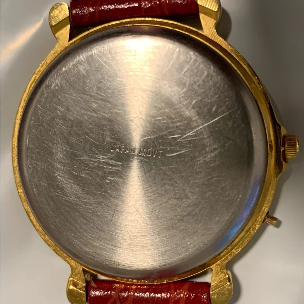Source Unknown Santa Quartz Watch - Red and Gold